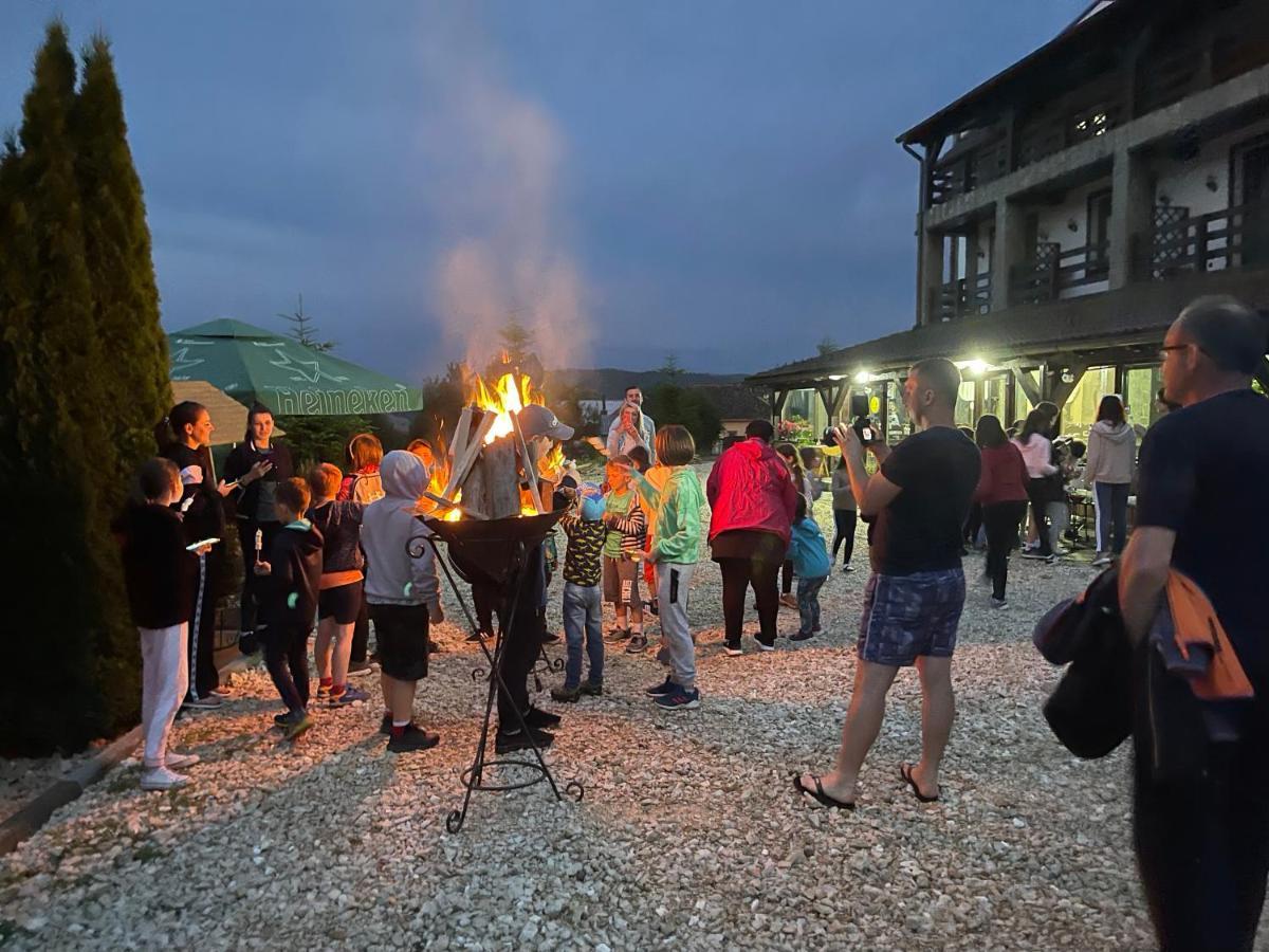 Casa Bradet Vendégház Întorsura Buzăului Kültér fotó